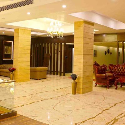 tiaraa-hotels-first-floor-open-area